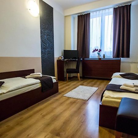 Penzion Fit - Contactless Check In Zvolen Dış mekan fotoğraf