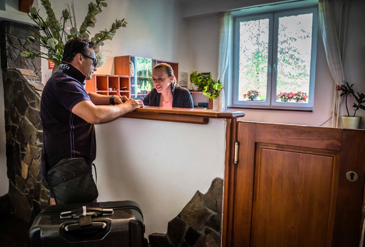 Penzion Fit - Contactless Check In Zvolen Dış mekan fotoğraf