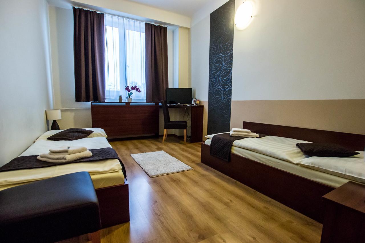 Penzion Fit - Contactless Check In Zvolen Dış mekan fotoğraf